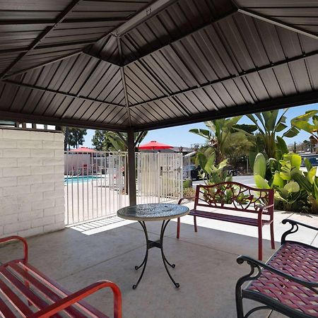 Ramada By Wyndham San Diego Poway Miramar Eksteriør bilde