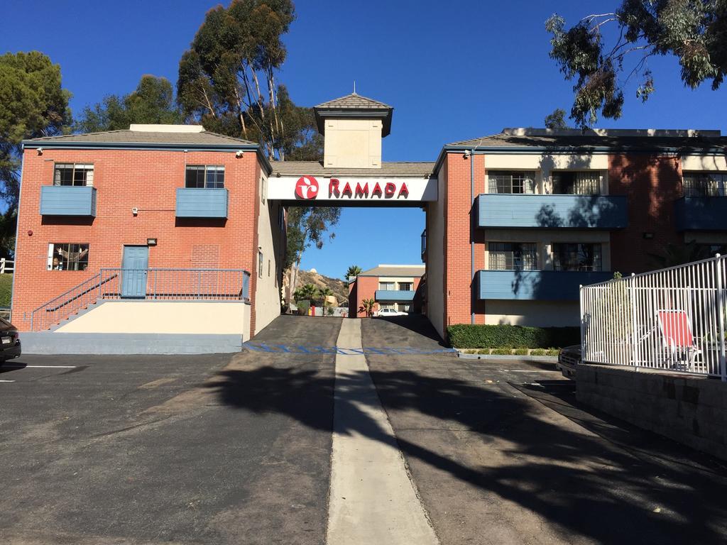 Ramada By Wyndham San Diego Poway Miramar Eksteriør bilde