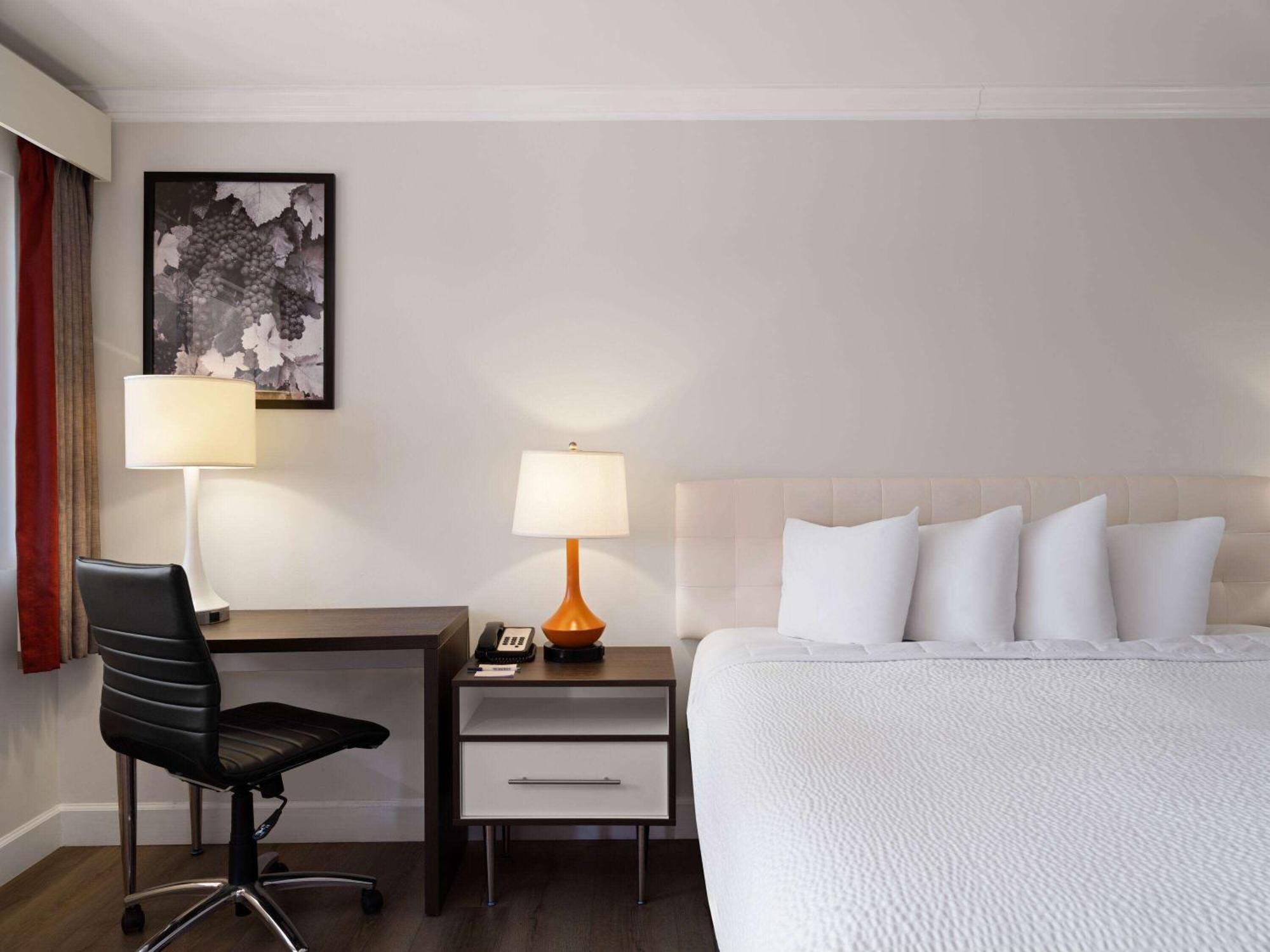 Ramada By Wyndham San Diego Poway Miramar Eksteriør bilde